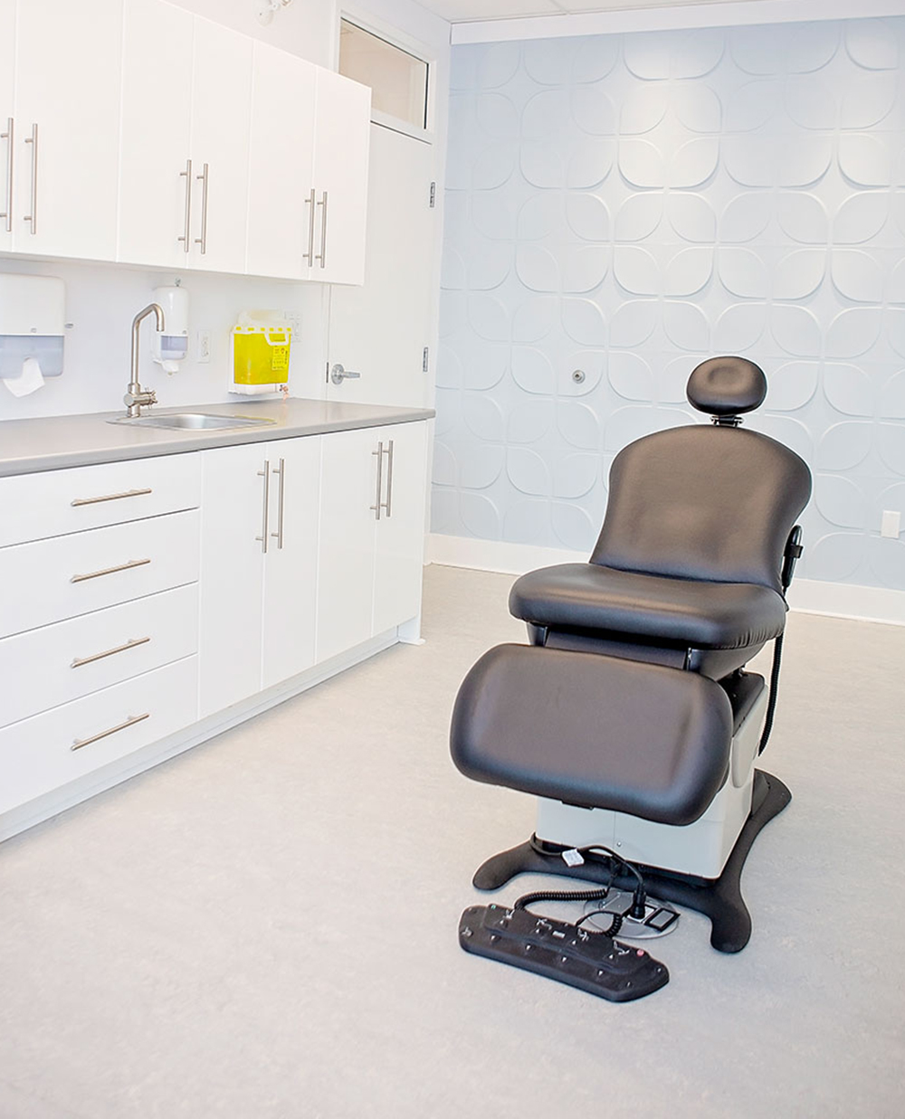 Patient chair in state-of-the-art facility